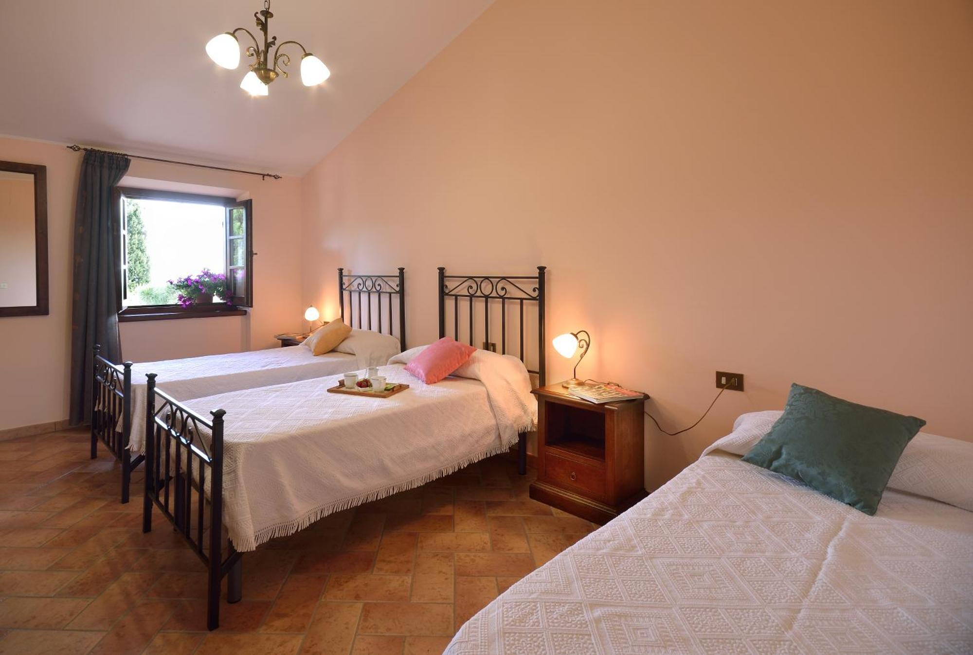 Agriturismo San Severo Пассіньяно-суль-Тразімено Номер фото