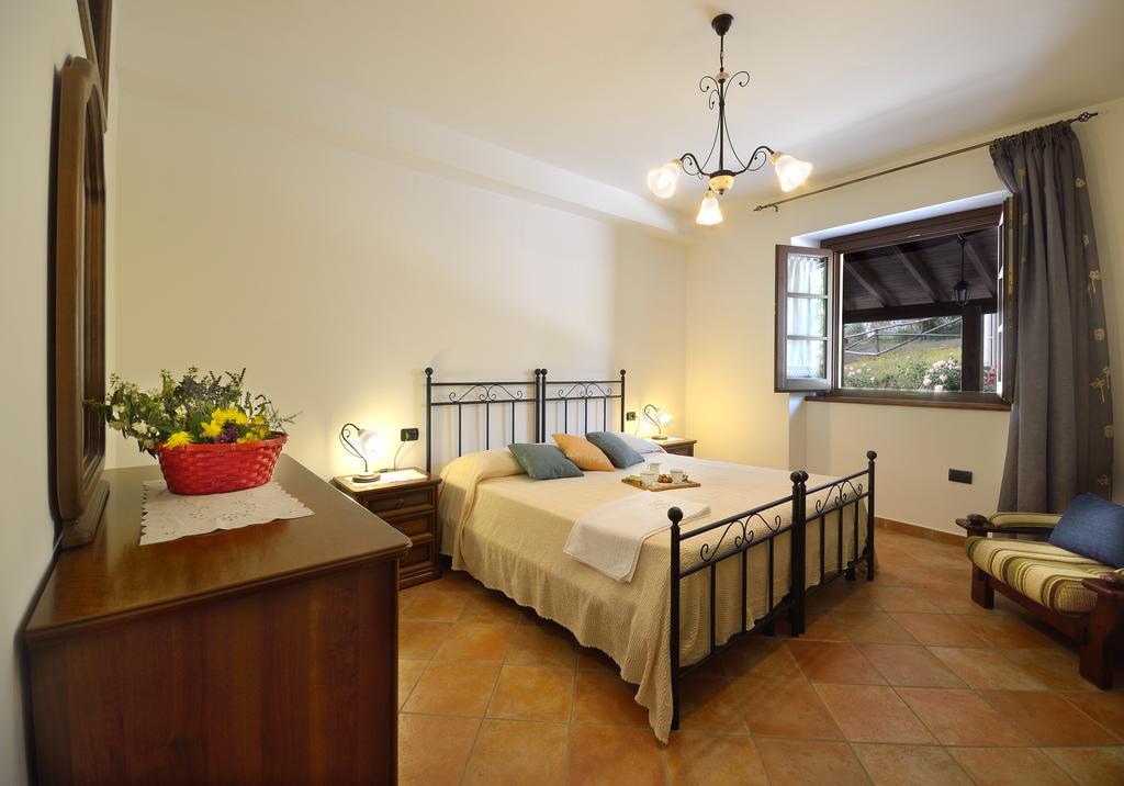 Agriturismo San Severo Пассіньяно-суль-Тразімено Екстер'єр фото
