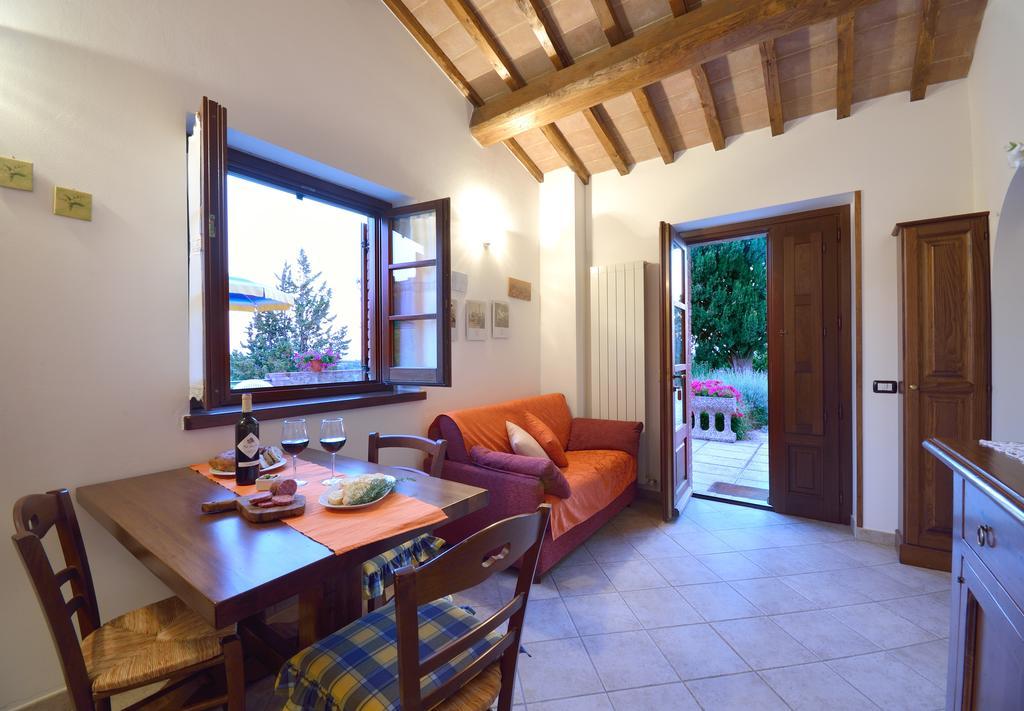 Agriturismo San Severo Пассіньяно-суль-Тразімено Екстер'єр фото